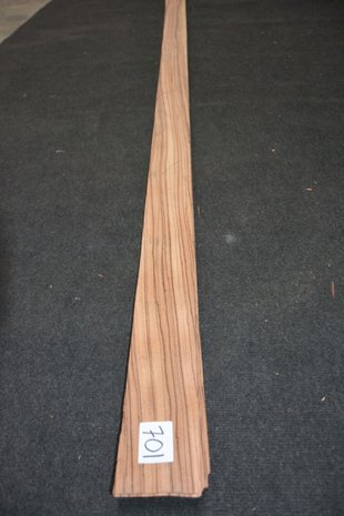 Zebrano Veneer 280 x 9-12 cm | 0.6 mm | 0,294m²