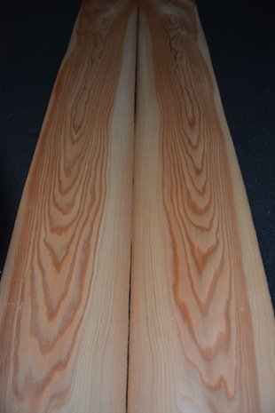 Siberian Larch  209 x 18-27 cm | 0.6mm | 0,47m²