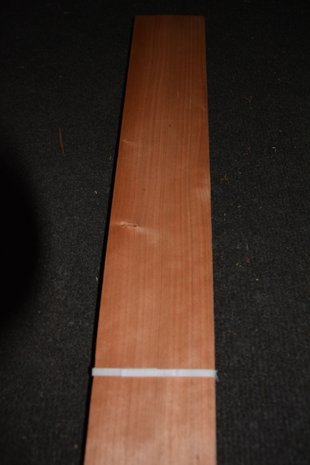 Cherry Veneer 81 x 8 cm | 0.6mm | 0,065m²