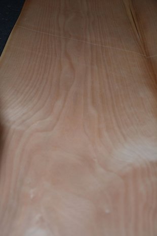 Cherry Veneer 74 x 29 cm | 0.6mm | 0,22m²