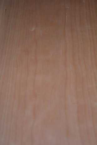 Cherry Veneer 96 x 27 cm | 0.6mm | 0,26m²