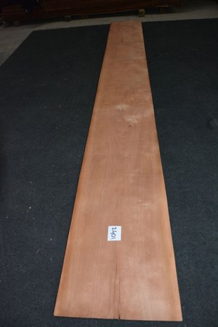 Cherry Veneer 296 x 31-33 cm | 0.6mm | 0,95m²