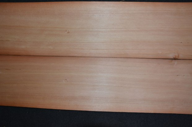 American Pine 272 x 24 cm | 0.6mm | 0,65m²
