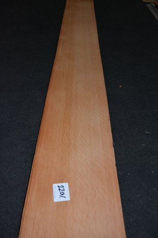 Oregon Pine Veneer 215 x 23-25 cm | 0.6 mm | 0,52m²