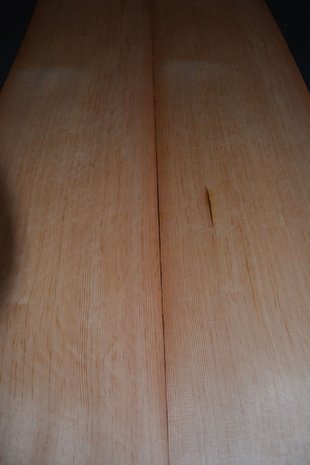 Oregon Pine Veneer 230 x 28-29 cm | 0.6 mm | 0,66m²