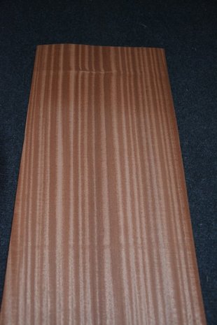 Sapelli Mahogany Veneer 221 x 24-26 cm | 0.6mm | 0,553m²
