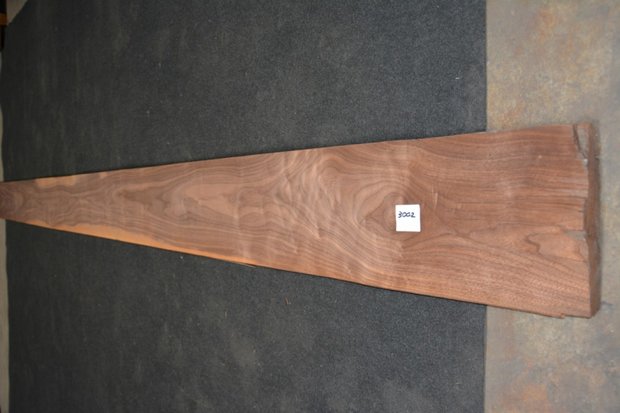 American Walnut Veneer 435 x 23-26 cm | 0.6mm | 1,065m²