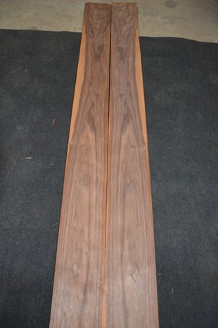 American Walnut Veneer 440 x 17 cm | 0.6mm |  0,748m²
