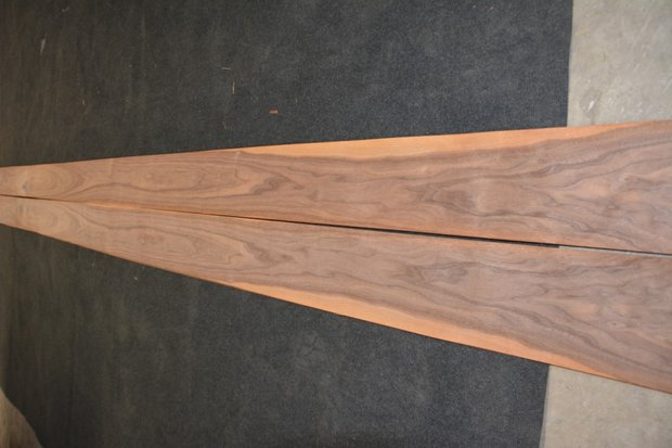 American Walnut Veneer 440 x 17 cm | 0.6mm |  0,748m²