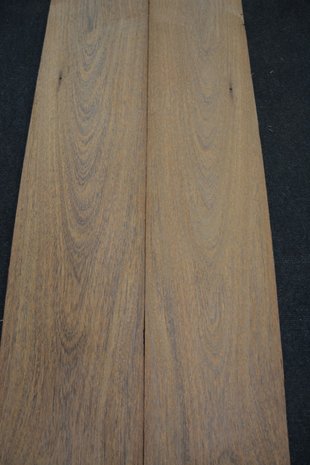 Brownheart Veneer 325 x 22 cm | 0.6mm | 0,715m²