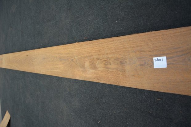 Brownheart Veneer 325 x 22 cm | 0.6mm | 0,715m²