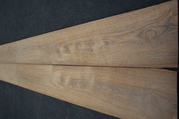 Brownheart Veneer 325 x 22 cm | 0.6mm | 0,715m²