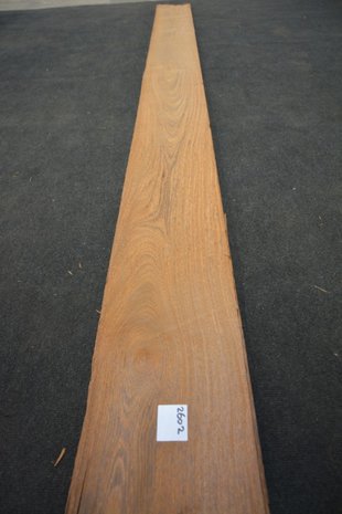 Brownheart Veneer 325 x 23-25 cm | 0.6mm | 0,780m²