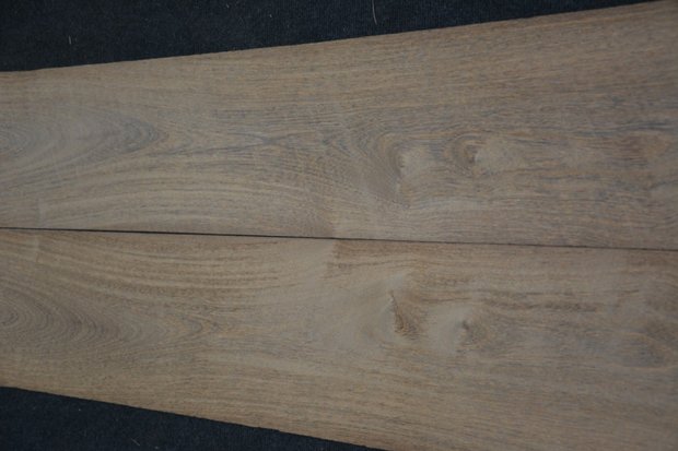 Brownheart Veneer 325 x 19-22 cm | 0.6mm | 0,666m²
