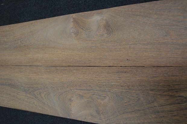 Brownheart Veneer 325 x 15 cm | 0.6mm | 0,488m²