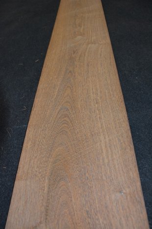 Brownheart Veneer 325 x 27 cm | 0.6mm | 0,878m²