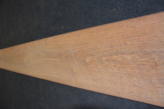 Brownheart Veneer 325 x 27 cm | 0.6mm | 0,878m²