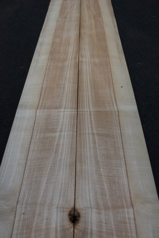 Olive Ash Veneer 270 x 16 cm | 0.6mm | 0,432m²