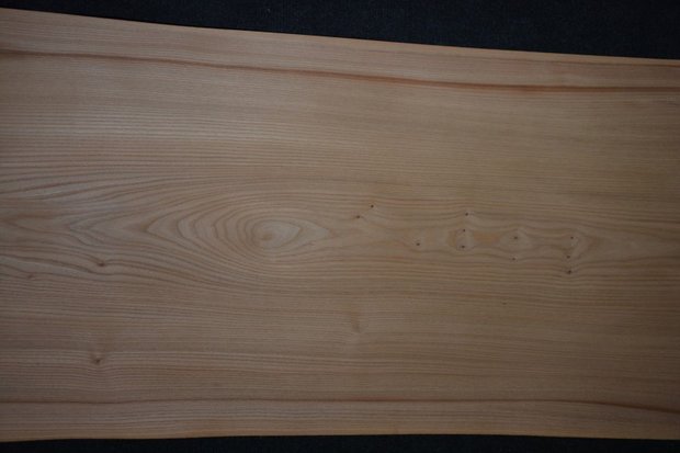 Elm Veneer 300 x 47 cm | 0.6mm | 1,410m2