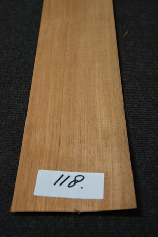 Teak Veneer 233 x 11-13 cm | 0.6 mm | 0,280 m²