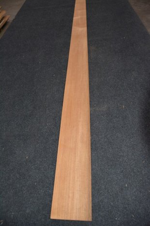 Teak Veneer 243 x 10-11 cm | 0.6 mm | 0,255m²