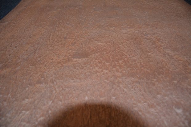 Mahogany Pommele Veneer 254 x 66 cm | 0.6mm | 1,676m2