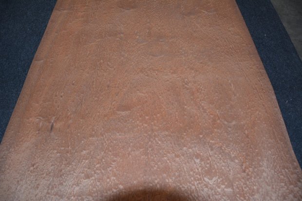 Mahogany Pommele Veneer 254 x 66 cm | 0.6mm | 1,676m2