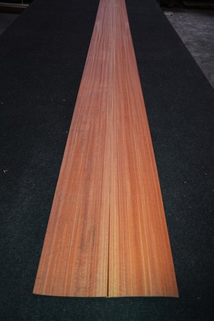 Rosewood Veneer 307 x 11-14 cm | 0.6 mm |0,382 m2 | kwartiers