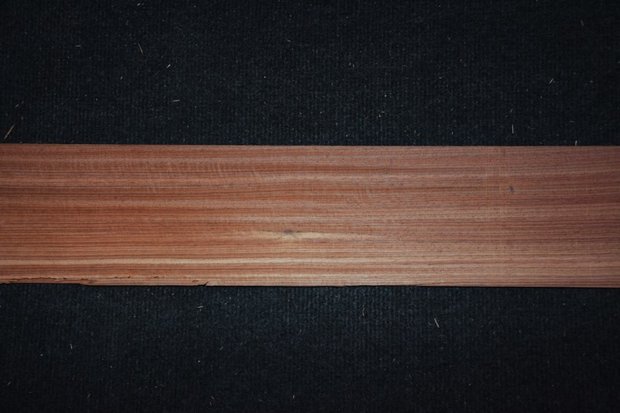 Rosewood Veneer 307 x 11-14 cm | 0.6 mm |0,382 m2 | kwartiers