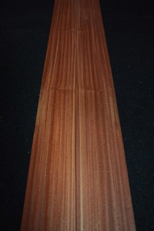 Rosewood Veneer 307 x 11-14 cm | 0.6 mm |0,382 m2 | kwartiers