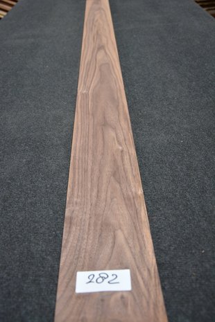 American Walnut Veneer 219 x 13-14 cm | 0.6mm | 0,296m²