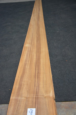 Teak Veneer 410 x 19-25 cm | 0.6 mm | 0,902m²