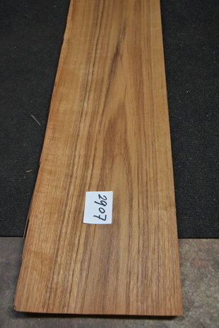 Teak Veneer 410 x 20 cm | 0.6 mm | 0,820m²