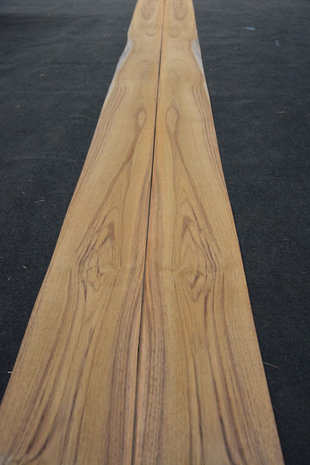 Teak Veneer 410 x 20 cm | 0.6 mm | 0,820m²