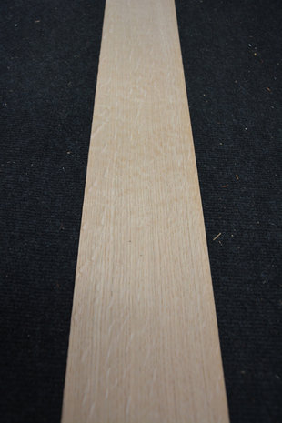European oak Veneer 209 x 11-12 cm | 0.6mm | Kwartiers | 0,244m²