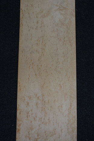 Maple Veneer 93 x 21-22 cm | 0.6mm | 0,200 m2 | Birdseye Maple VogelaugenAhorn