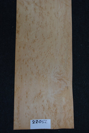 Maple Veneer 93 x 21-22 cm | 0.6mm | 0,200 m2 | Birdseye Maple VogelaugenAhorn