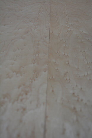 Maple Veneer 76 x 25cm | 0,188 m2 | 0.6 mm | Birdseye Maple Vogelaugen Ahorn