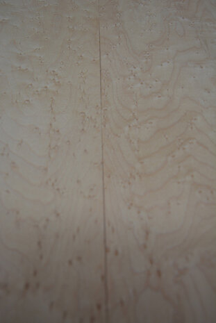 Maple Veneer 76 x 25cm | 0,188 m2 | 0.6 mm | Birdseye Maple Vogelaugen Ahorn