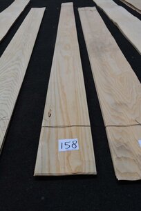 Ash Veneer 224 x 12-14 cm | 0.6mm | 0,2912m² Ash Veneer 224 x 12-14 cm | 0.6mm | 0,2912m²