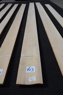 Ash Veneer 235 x 12-13 cm | 0.6mm | 0,2934m² Ash Veneer 235 x 12-13 cm | 0.6mm | 0,2934m²
