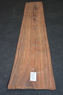 Swietenia Mahogany Veneer 242 x 44-45 cm | 0.6mm | 1,077m2 Swietenia Mahogany Veneer 242 x 44-45 cm | 0.6mm | 1,077m2