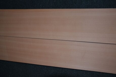 Pear Veneer 272 x 9-11 cm | 0.6 mm | 0,272m² Pear Veneer 272 x 9-11 cm | 0.6 mm | 0,272m²