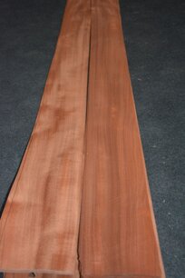 Moabi Veneer 232 x 13-14 cm | 0.6 mm | 0,31m² Moabi Veneer 232 x 13-14 cm | 0.6 mm | 0,31m²