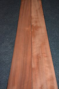 Moabi Veneer 235 x 12 cm | 0.6 mm | 0,28m² Moabi Veneer 235 x 12 cm | 0.6 mm | 0,28m²