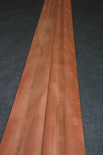 Moabi Veneer 232 x 13 cm | 0.6 mm | 0,30m² Moabi Veneer 232 x 13 cm | 0.6 mm | 0,30m²