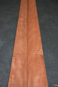 Moabi Veneer 220 x 12 cm | 0.6 mm | 0,264m² Moabi Veneer 220 x 12 cm | 0.6 mm | 0,264m²