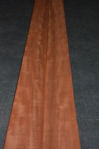 Moabi Veneer 208 x 12 cm | 0.6 mm | 0,25m² Moabi Veneer 208 x 12 cm | 0.6 mm | 0,25m²