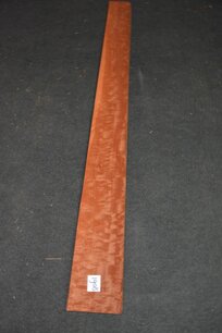 Makore Veneer 213 x 16 cm | 0.6mm | 0,34m² Makore Veneer 213 x 16 cm | 0.6mm | 0,34m²