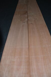 Cherry Veneer 255 x 19 cm | 0.6mm | 0,49m² Cherry Veneer 255 x 19 cm | 0.6mm | 0,49m²